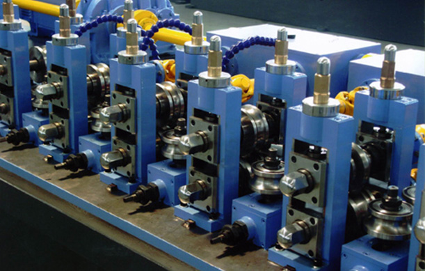 焊管生产线日常生产过程中如何维护机器